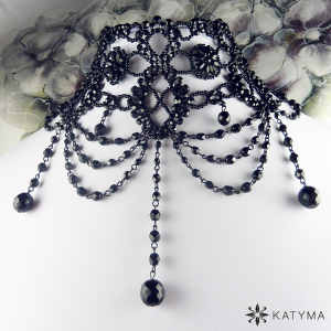 N&aacute;hrdeln&iacute;k pro kr&aacute;lovnu plesu