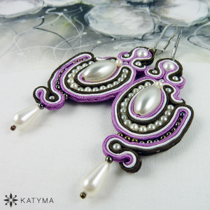 N&aacute;u&scaron;nice romance s růžovou