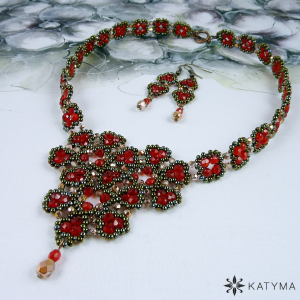 Souprava krajkov&aacute; červen&aacute; s měděnou