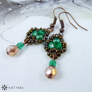 N&aacute;u&scaron;nice drobn&eacute; smaragdov&eacute; 1