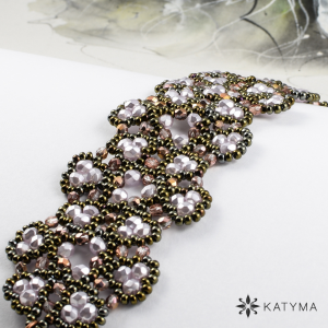 N&aacute;ramek krajka světle fialov&aacute;