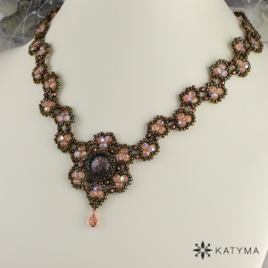 N&aacute;hrdeln&iacute;k květina