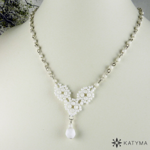 Elegantn&iacute; jemn&yacute; n&aacute;hrdeln&iacute;k 4