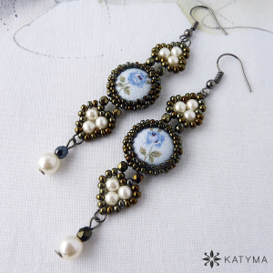 N&aacute;u&scaron;nice dlouh&eacute; růže