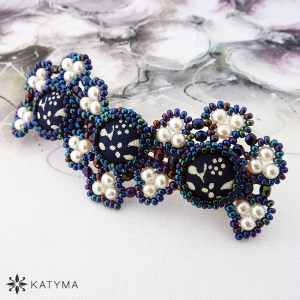 Spona klikat&aacute; modrotisk