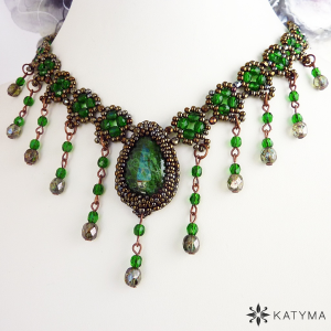 N&aacute;hrdeln&iacute;k chromdiopsid