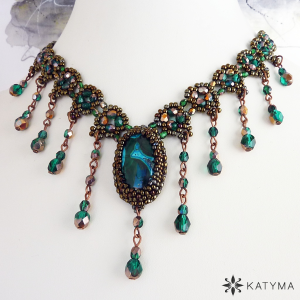 N&aacute;hrdeln&iacute;k chryzokol malachit